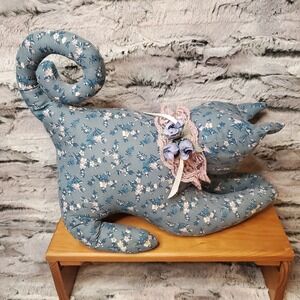Vintage Handmade Country Blue Rose Pink Floral Laying CAT Cottagecore Granny